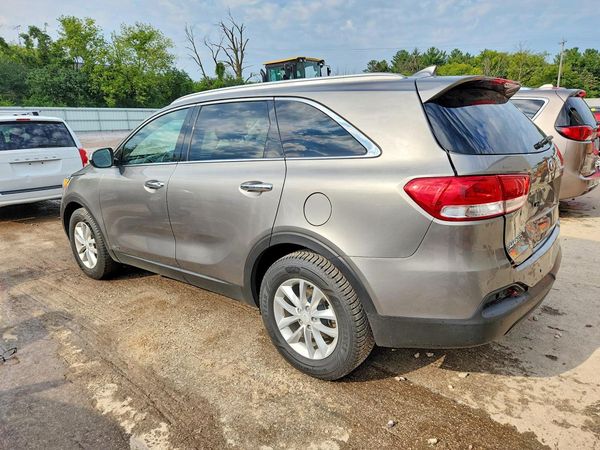 2018 KIA SORENTO L, LX