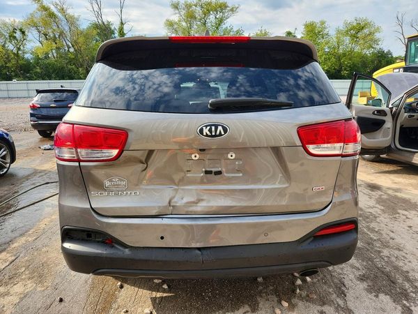 2018 KIA SORENTO L, LX