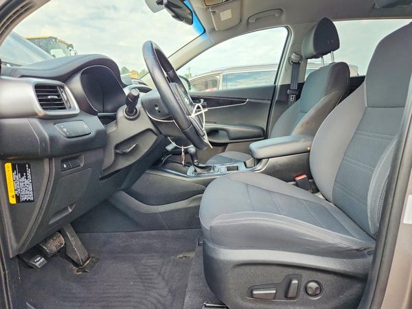 2018 KIA SORENTO L, LX
