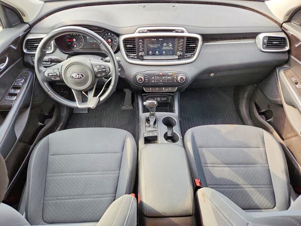 2018 KIA SORENTO L, LX