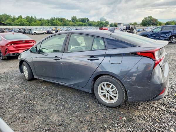 2019 TOYOTA PRIUS