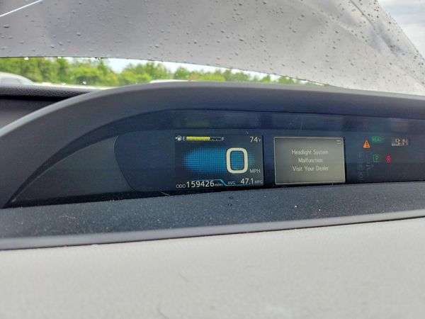 2019 TOYOTA PRIUS