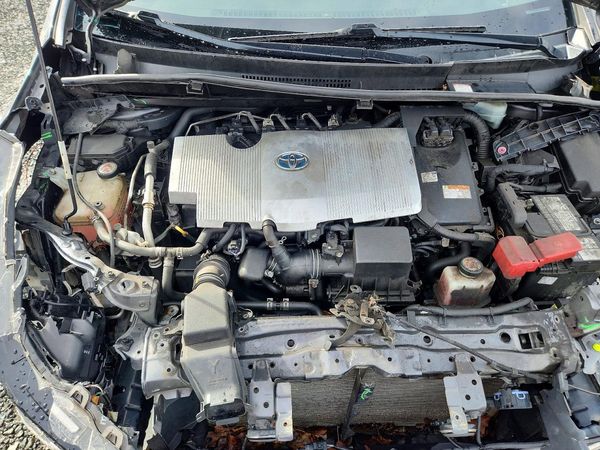 2019 TOYOTA PRIUS