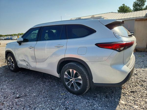 2022 TOYOTA HIGHLANDER