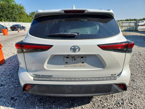 2022 TOYOTA HIGHLANDER