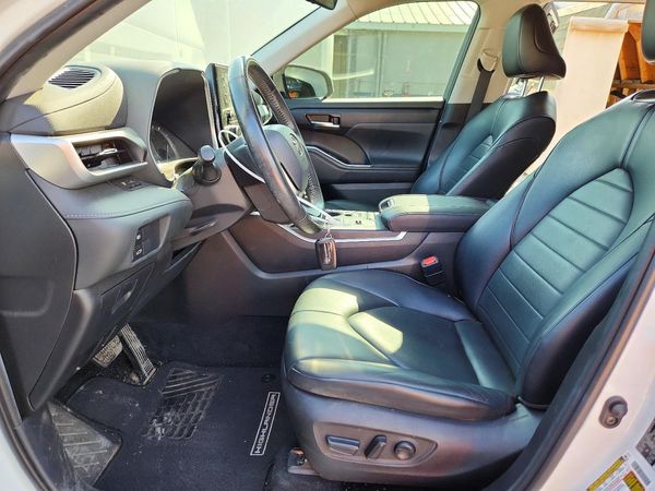 2022 TOYOTA HIGHLANDER