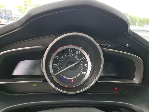 2016 MAZDA 3