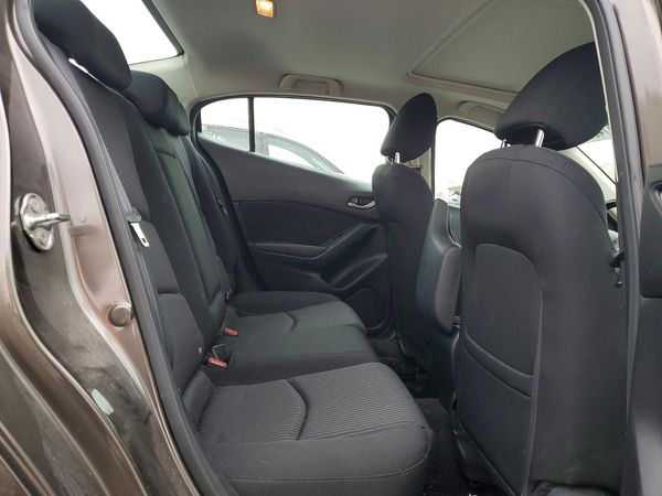 2016 MAZDA 3