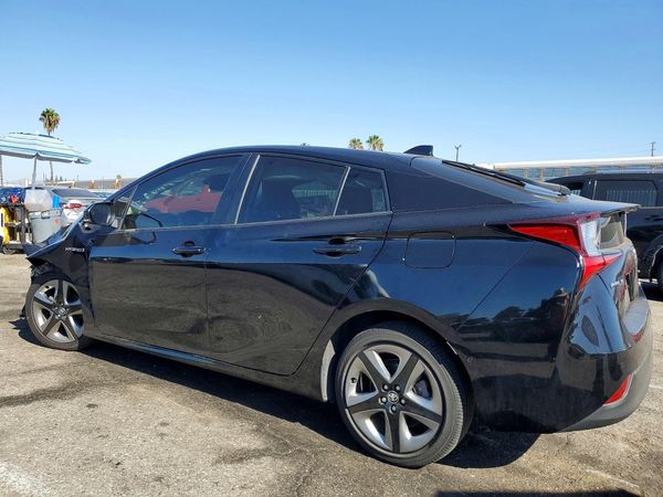 2022 TOYOTA PRIUS