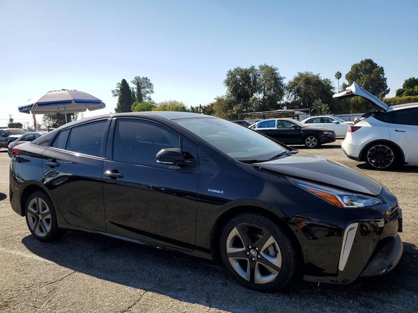 2022 TOYOTA PRIUS