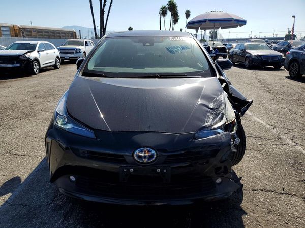 2022 TOYOTA PRIUS
