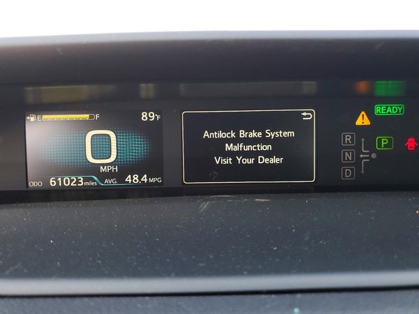 2022 TOYOTA PRIUS