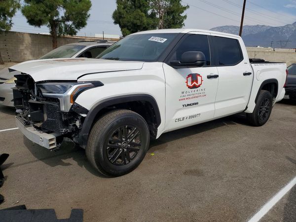 2026 TOYOTA TUNDRA