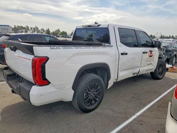 2026 TOYOTA TUNDRA