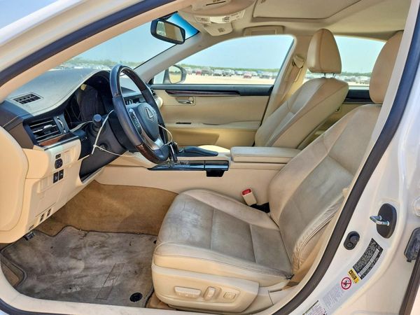 2014 LEXUS ES