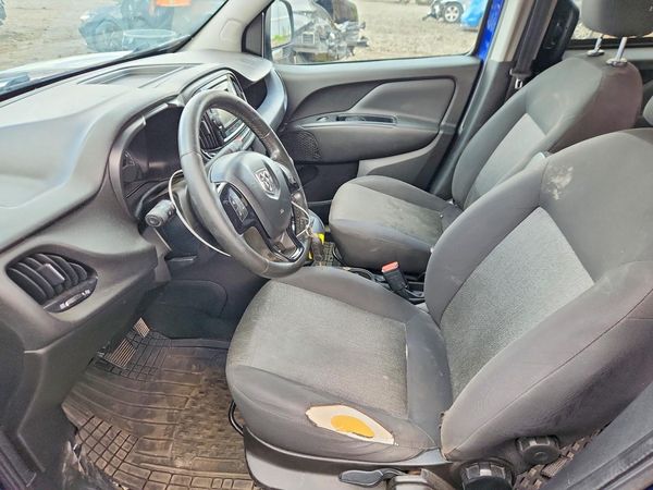 2016 RAM PROMASTER CITY SLT