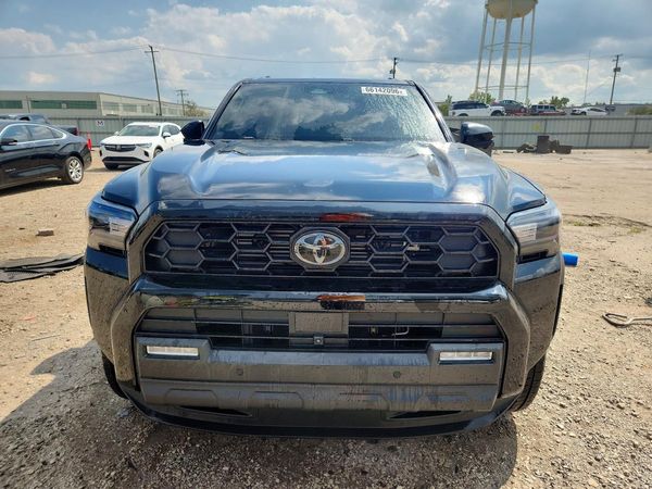 2025 TOYOTA 4RUNNER