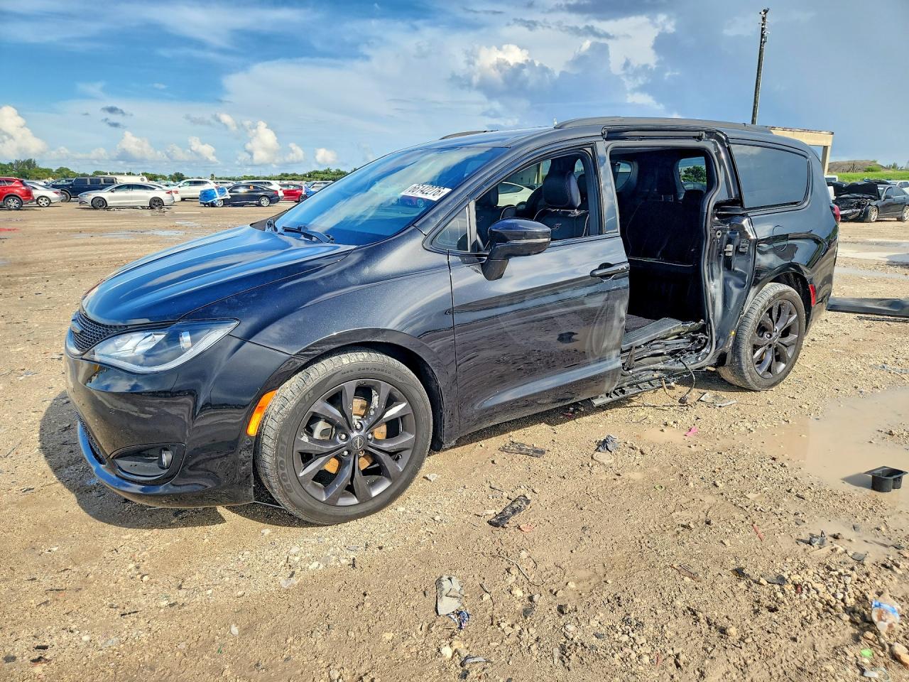 2018 CHRYSLER PACIFICA