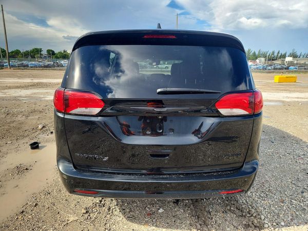2018 CHRYSLER PACIFICA