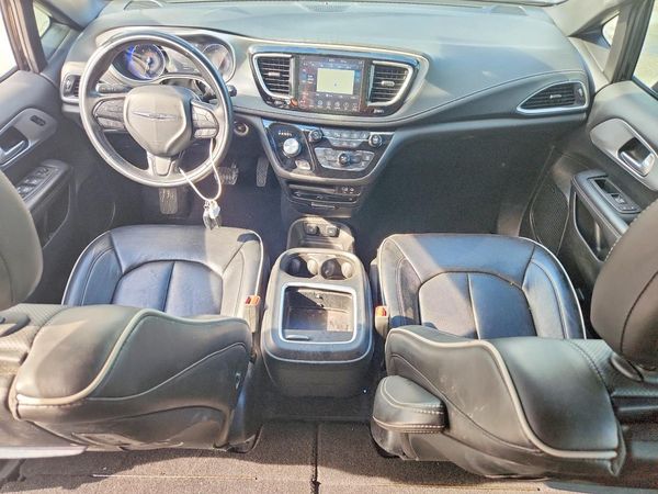 2018 CHRYSLER PACIFICA