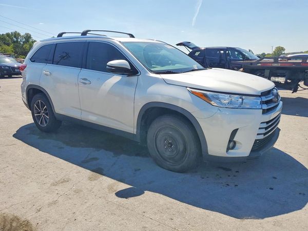 2019 TOYOTA HIGHLANDER SE/XLE