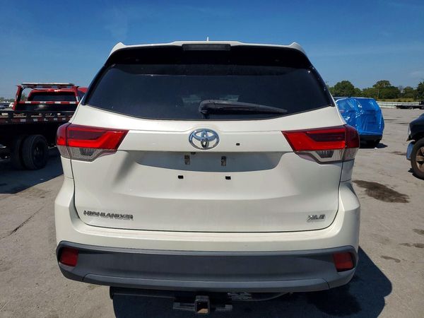 2019 TOYOTA HIGHLANDER SE/XLE