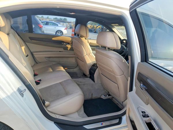 2015 BMW 750 750Li/Alpina B7