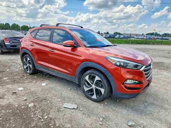 2016 HYUNDAI TUCSON