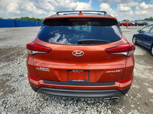 2016 HYUNDAI TUCSON
