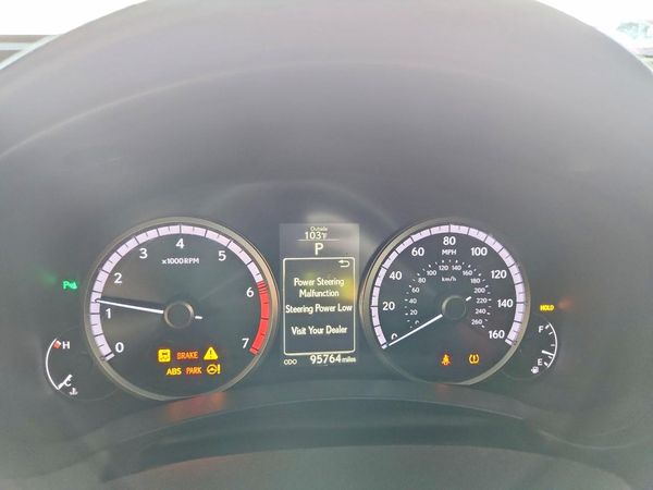 2015 LEXUS NX 200t Luxury