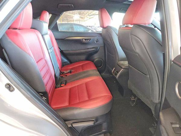2015 LEXUS NX 200t Luxury