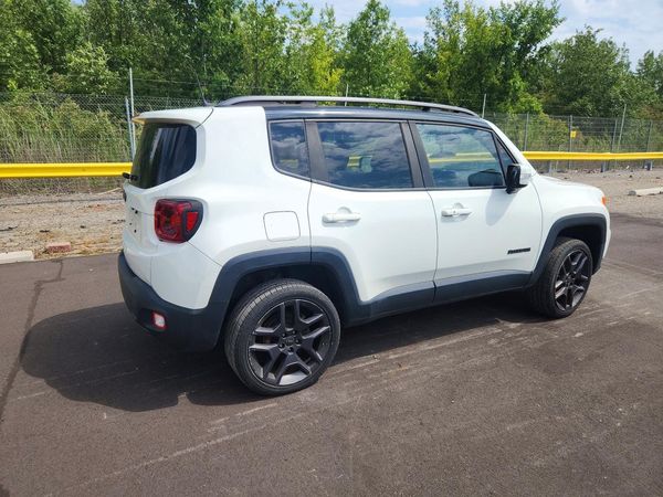 2020 JEEP RENEGADE Latitude, Longitude