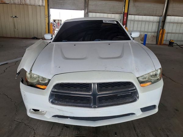 2012 DODGE CHARGER SE