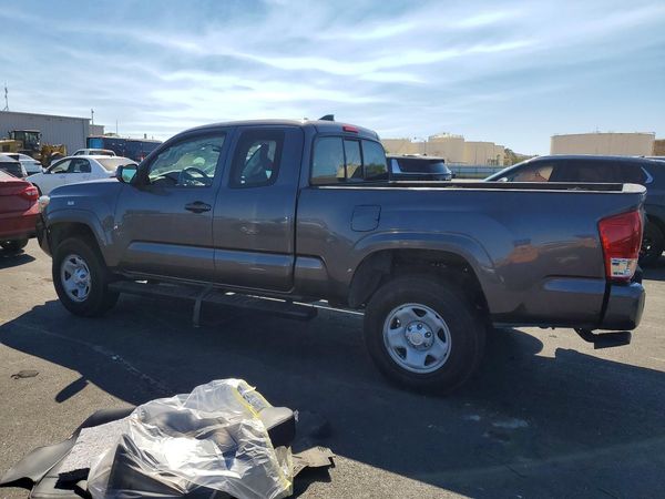 2017 TOYOTA TACOMA