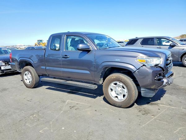 2017 TOYOTA TACOMA