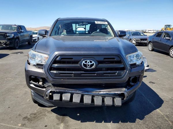 2017 TOYOTA TACOMA