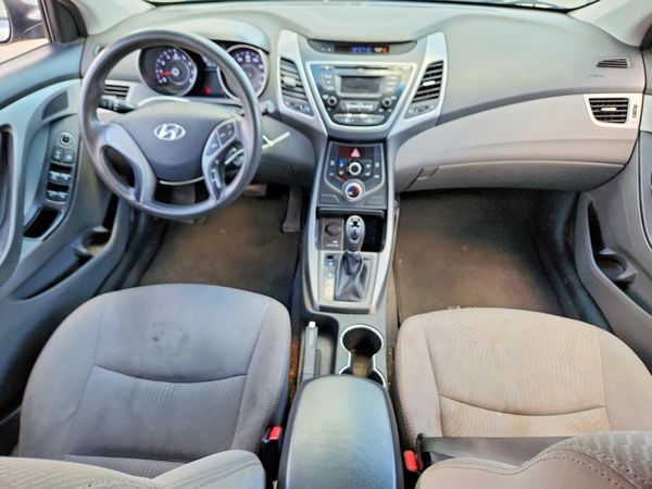 2015 HYUNDAI ELANTRA GLS(Middle)