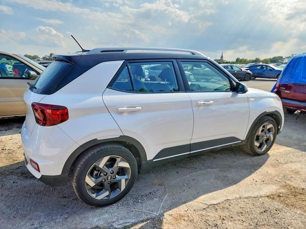 2024 HYUNDAI VENUE SEL / Limited — PSRA