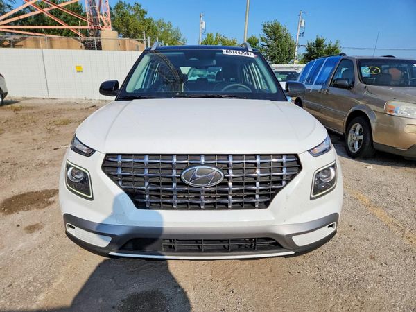 2024 HYUNDAI VENUE SEL / Limited — DIRF