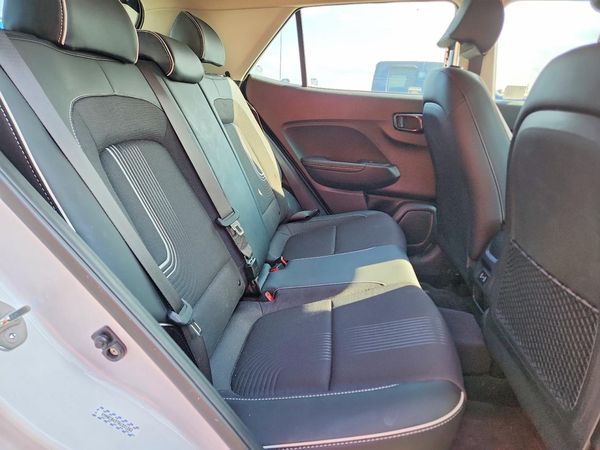 2024 HYUNDAI VENUE SEL / Limited — PSRS