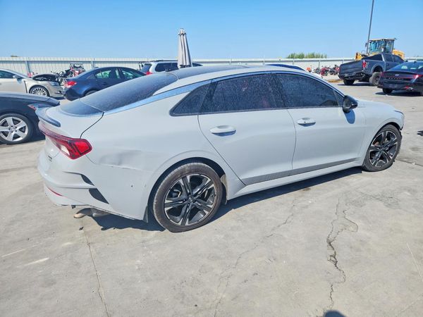 2021 KIA K5