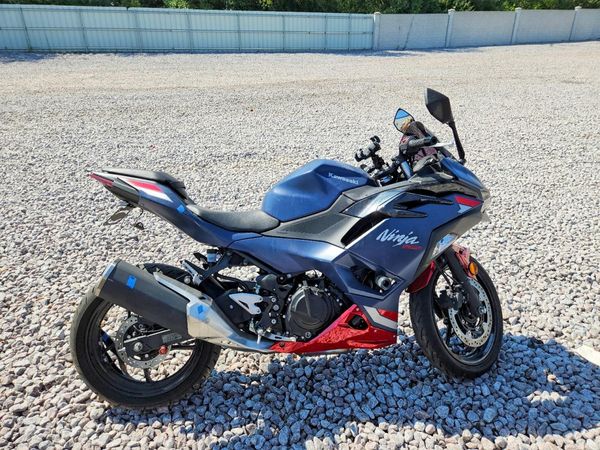 2026 KAWASAKI EX500