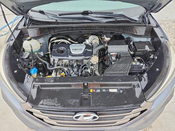 2016 HYUNDAI TUCSON