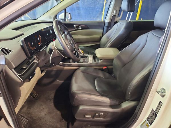 2026 KIA CARNIVAL LX, LXS