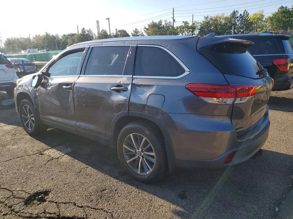 2019 TOYOTA HIGHLANDER