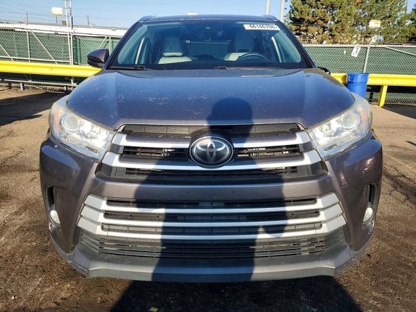 2019 TOYOTA HIGHLANDER