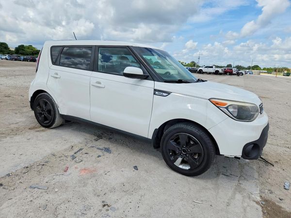 2019 KIA SOUL Base