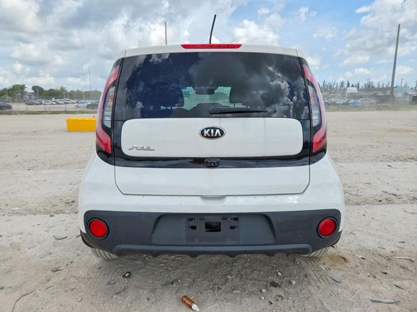 2019 KIA SOUL Base