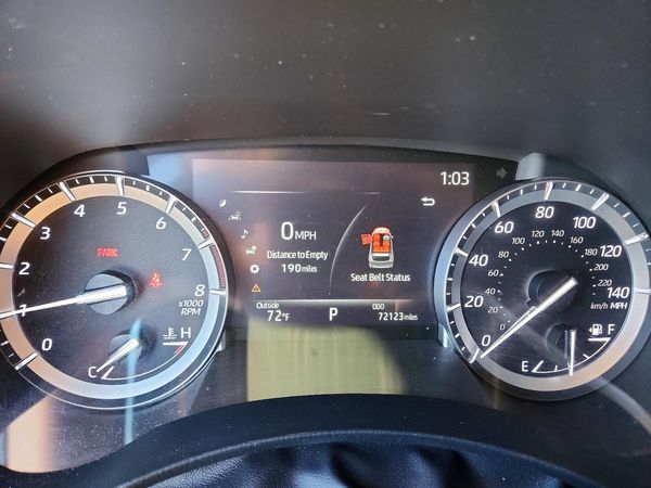 2022 TOYOTA HIGHLANDER