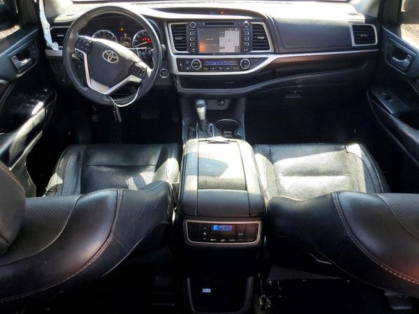 2016 TOYOTA HIGHLANDER Base/Hybrid